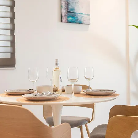 Apartahotel Unicos Cos